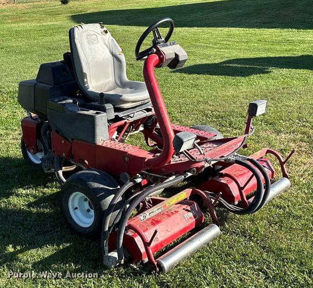 Image of Toro Greensmaster 3150 equipment image 2