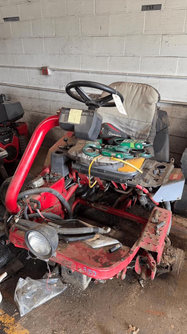 Image of Toro Greensmaster 3150 equipment image 3