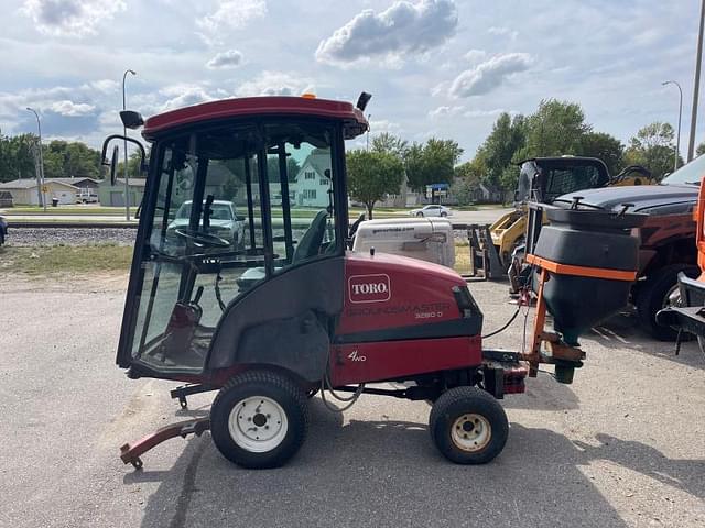 Image of Toro Groundsmaster 3280-D equipment image 1