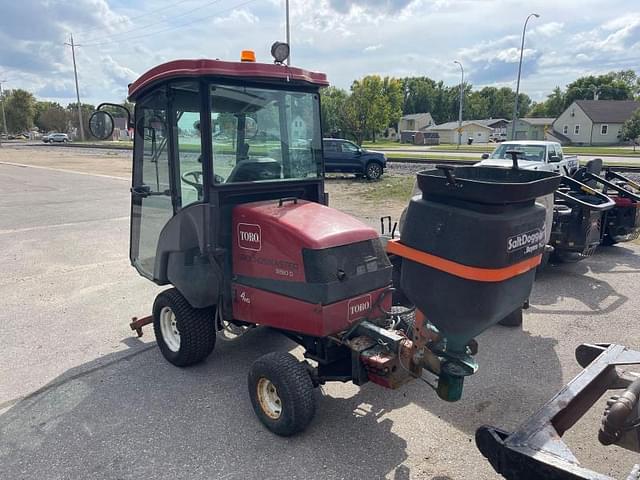 Image of Toro Groundsmaster 3280-D equipment image 2