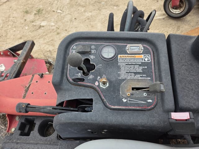 Image of Toro Groundsmaster 3500 equipment image 4