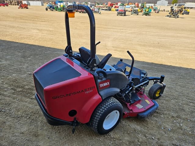 Image of Toro GroundsMaster 7200 equipment image 4