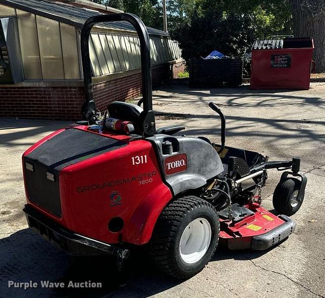 Image of Toro GroundsMaster 7200 equipment image 4