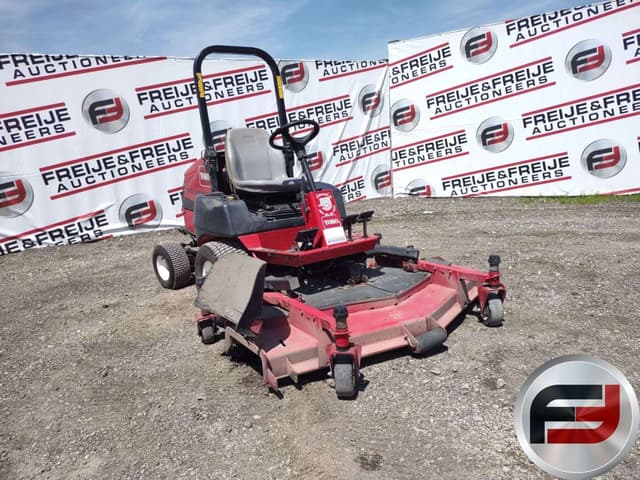 Image of Toro Groundsmaster 3280-D equipment image 2
