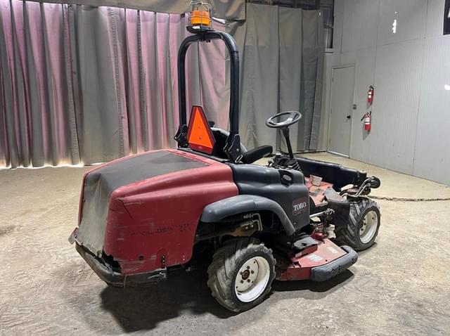 Image of Toro Groundsmaster 360 equipment image 4