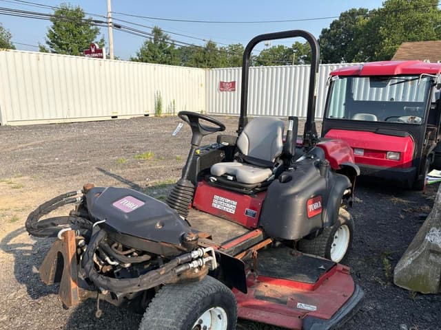 Image of Toro Groundsmaster 360 equipment image 3