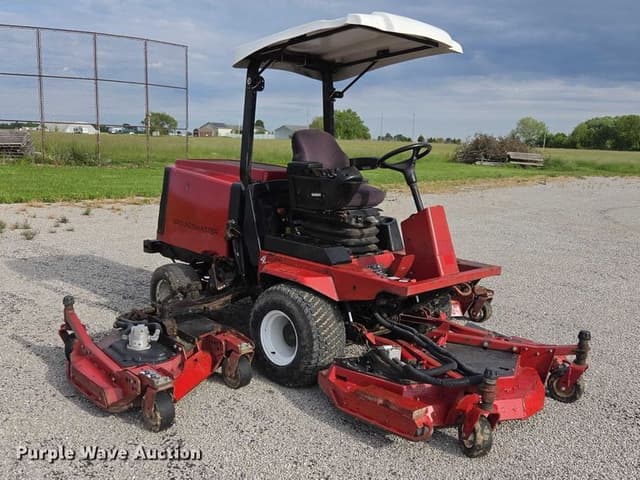Image of Toro Groundsmaster 4010-D equipment image 2