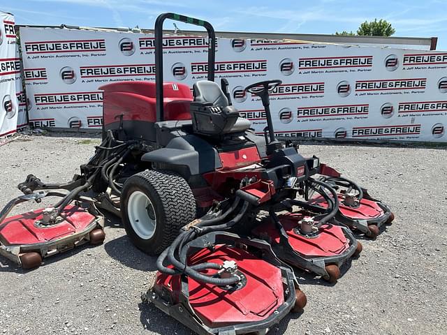 Image of Toro Groundsmaster 4700-D equipment image 2