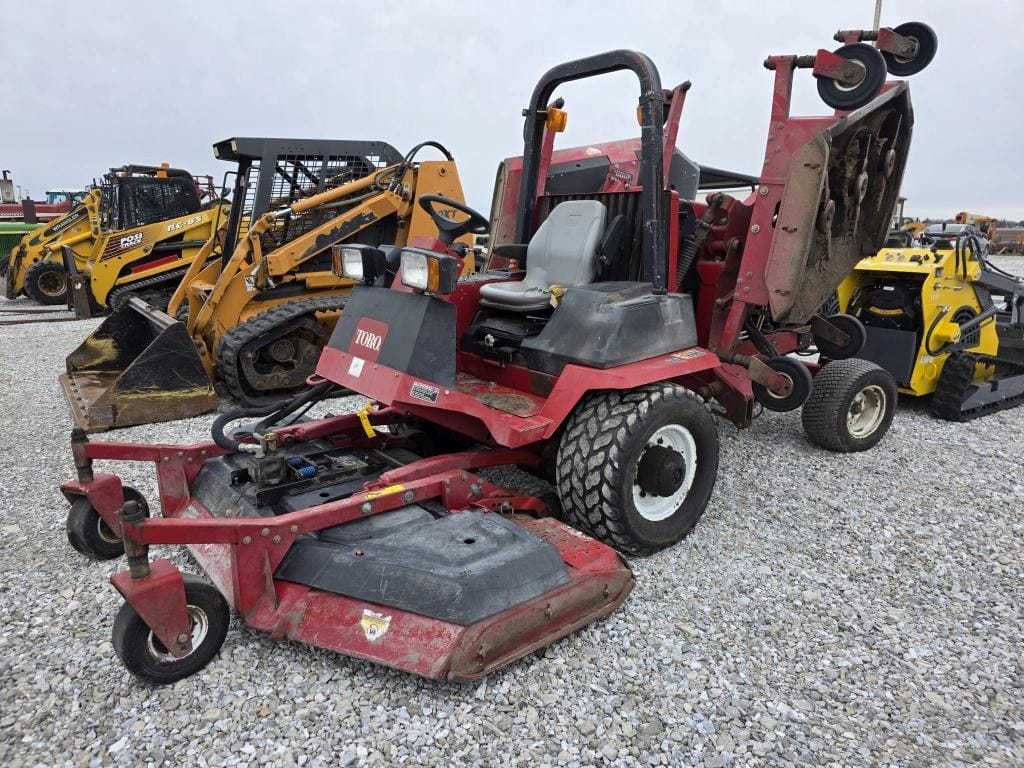 Toro Groundsmaster 580D Equipment Image0