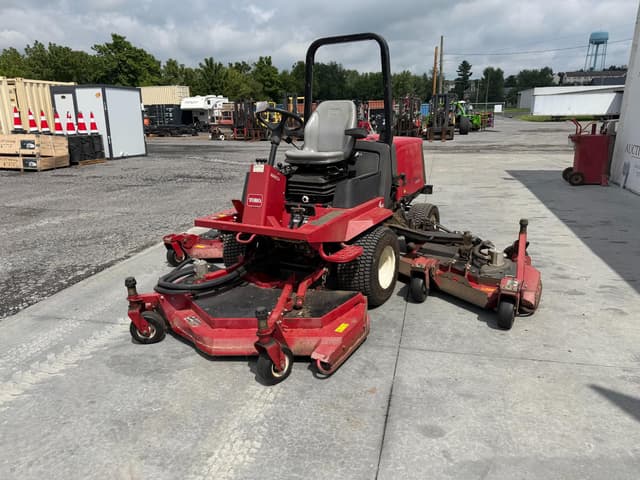 Image of Toro Groundsmaster 400-D equipment image 1
