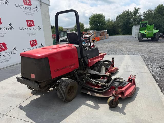 Image of Toro Groundsmaster 400-D equipment image 3