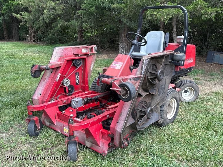 Toro Groundsmaster 455-D Equipment Image0