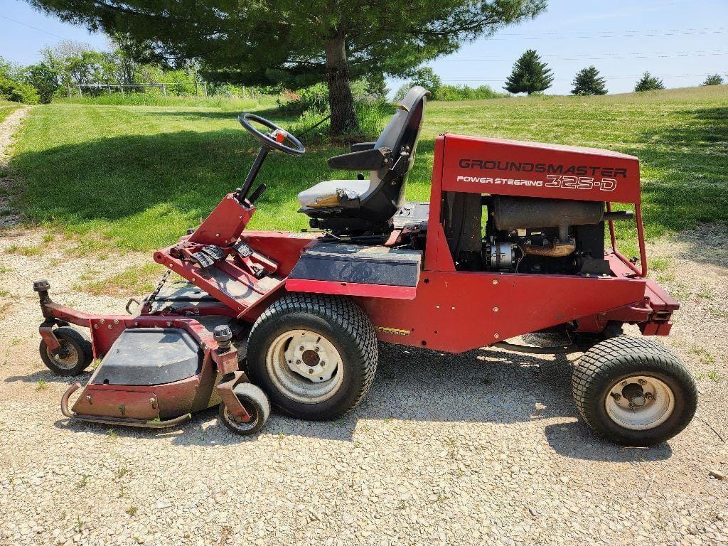 Main image Toro Groundsmaster 325-D