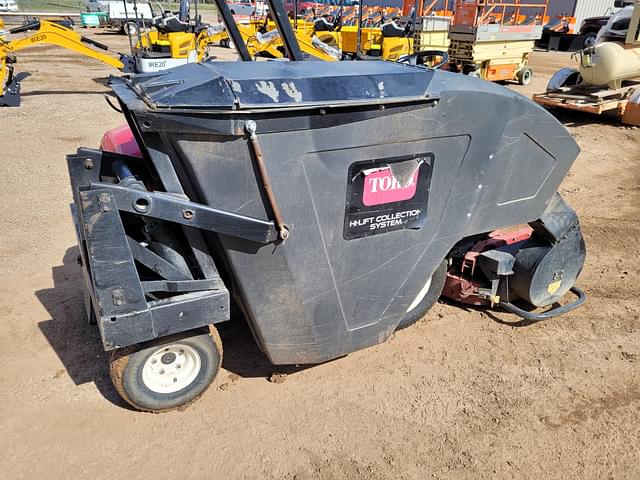 Image of Toro Groundsmaster 3280-D equipment image 4