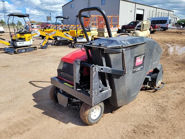 Image of Toro Groundsmaster 3280-D equipment image 2