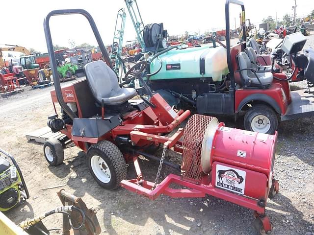 Image of Toro Groundsmaster 328-D equipment image 1