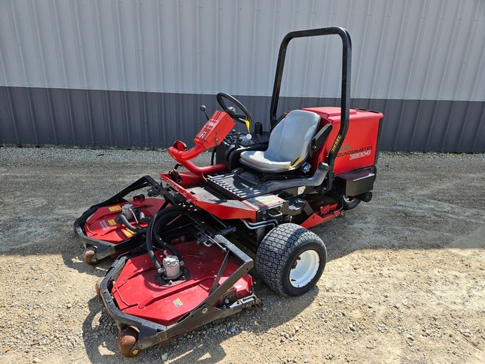Toro Groundsmaster 3500D Equipment Image0