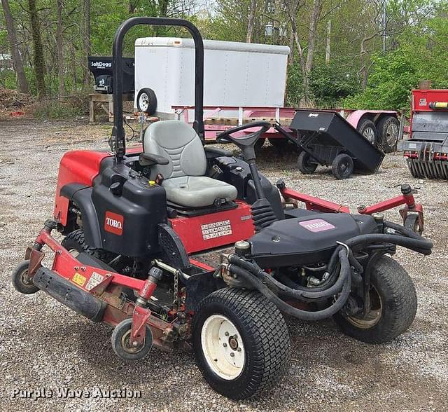 Image of Toro Groundsmaster 360 equipment image 2