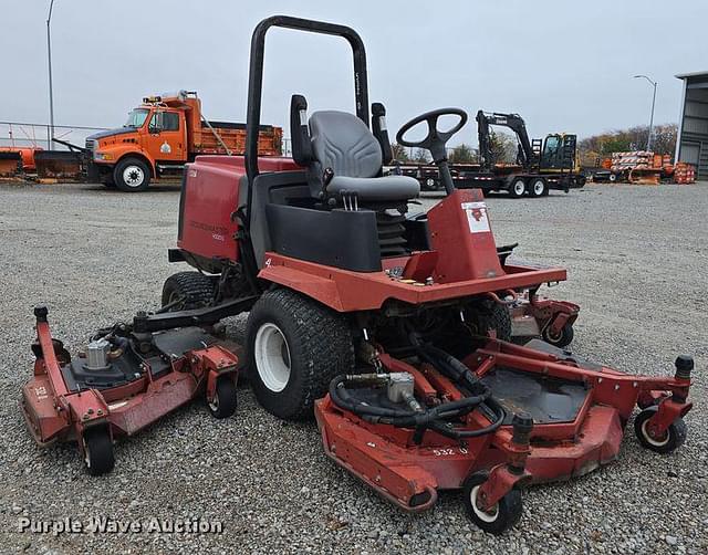 Image of Toro Groundsmaster 4000D equipment image 2