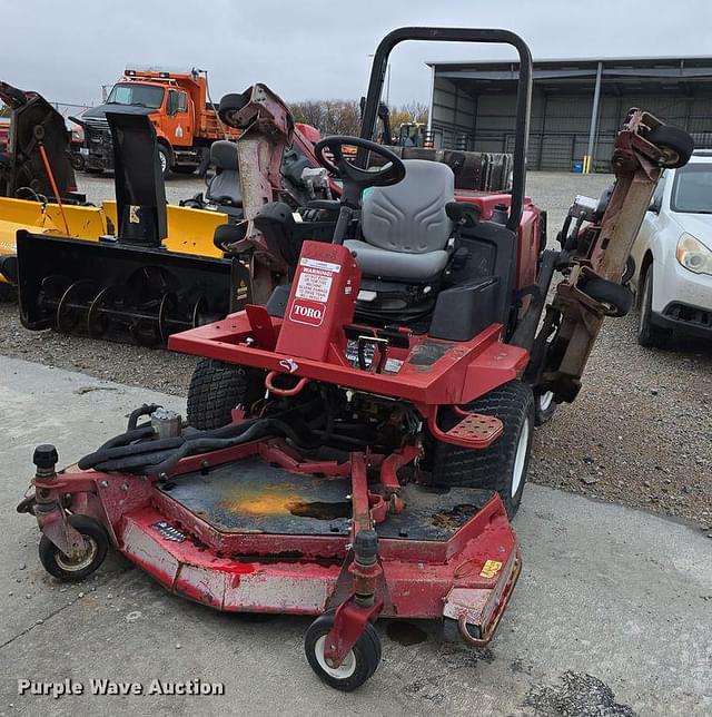 Image of Toro Groundsmaster 4000D equipment image 1