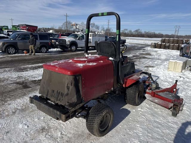 Image of Toro Groundsmaster 4100-D equipment image 3