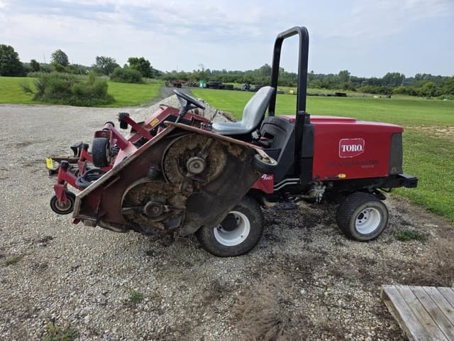 Image of Toro Groundsmaster 4100-D equipment image 2