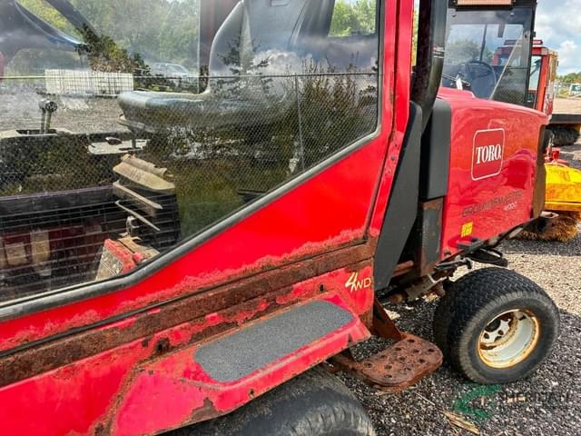 Image of Toro Groundsmaster 4100-D equipment image 3