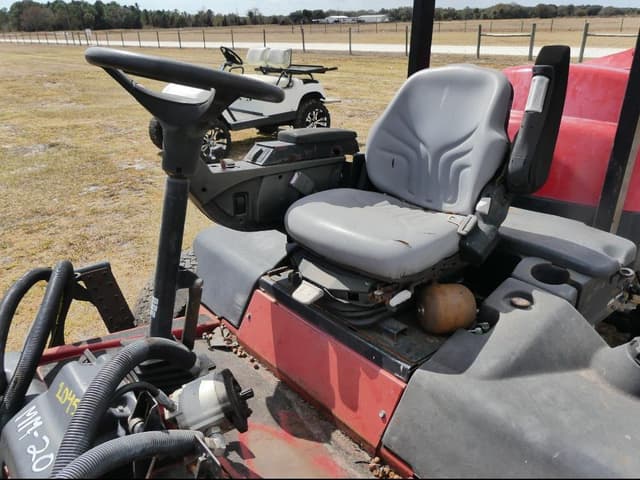 Image of Toro Groundsmaster 4500D equipment image 4