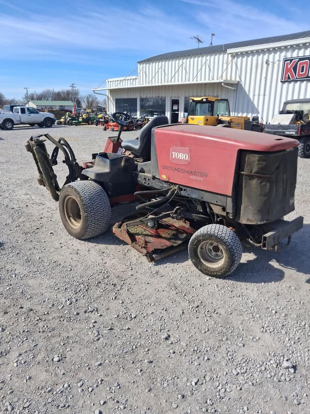 Image of Toro Groundsmaster 4500D equipment image 3