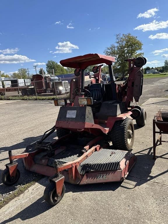 Image of Toro Groundsmaster 580D equipment image 2