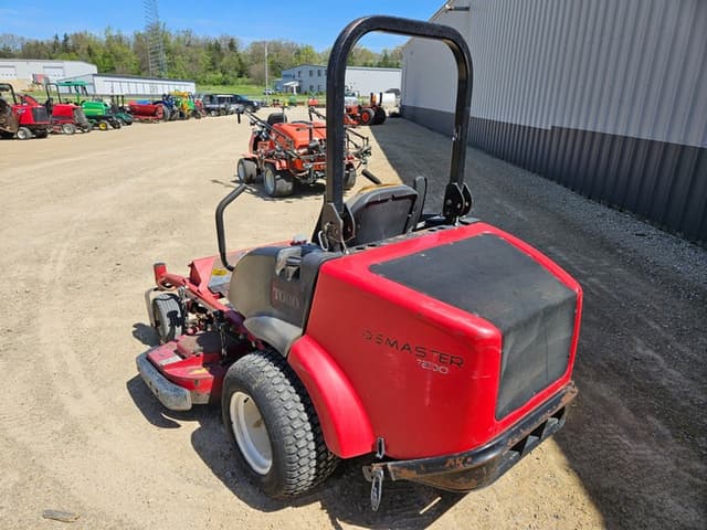 Image of Toro GroundsMaster 7200 equipment image 2