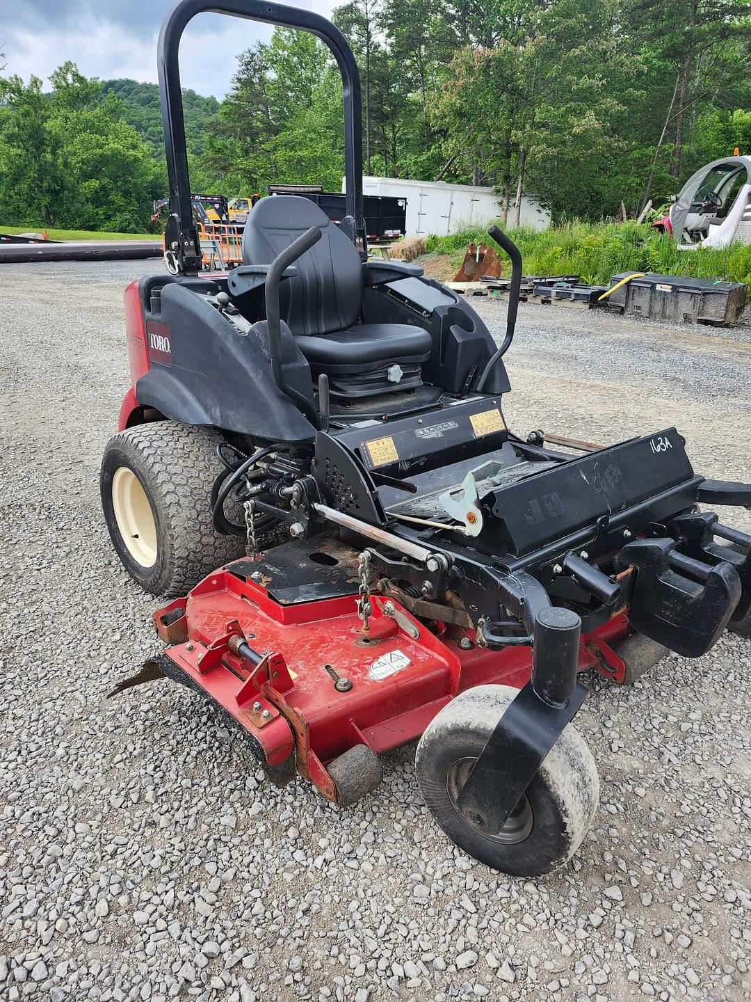 Image of Toro Groundsmaster 7210 Primary image