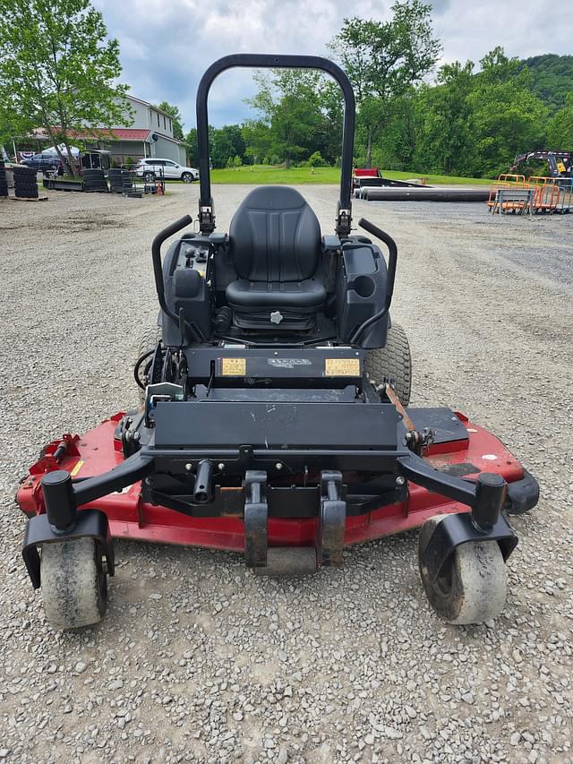 Image of Toro Groundsmaster 7210 equipment image 2