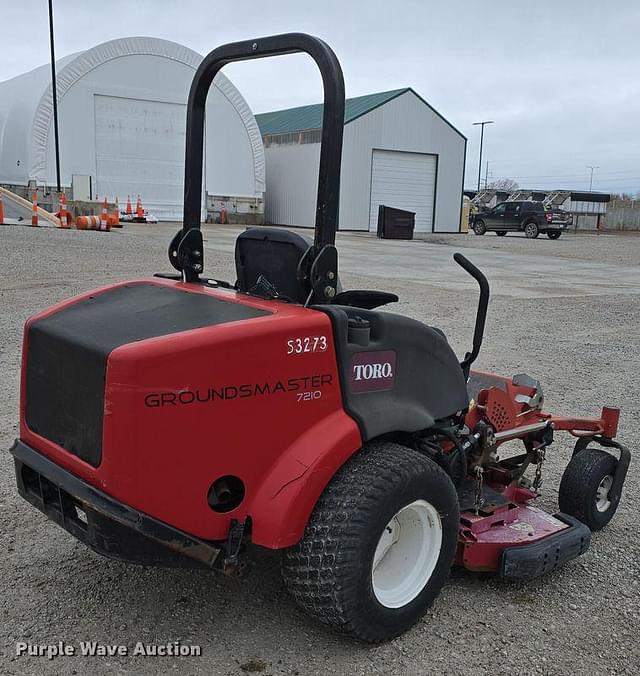 Image of Toro Groundsmaster 7210 equipment image 4