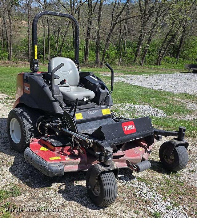 Image of Toro Groundsmaster 7210 equipment image 2