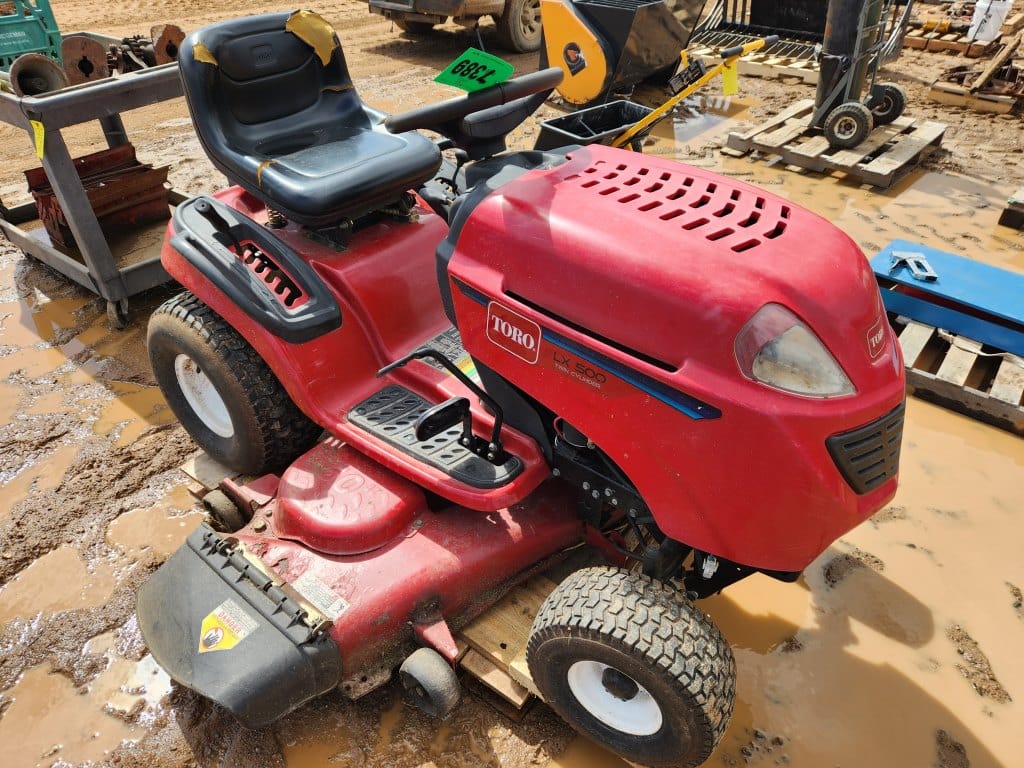 Main image Toro LX500