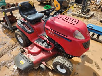 Main image Toro LX500