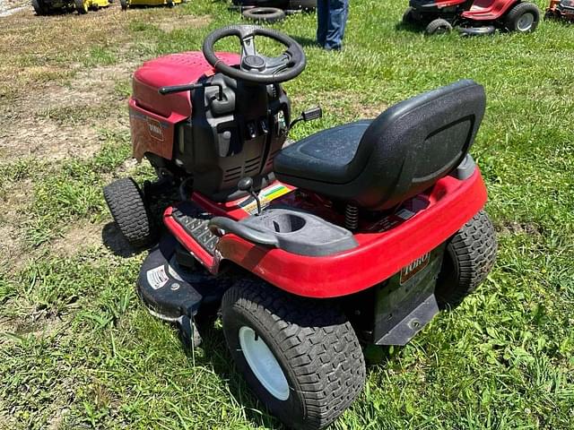 Image of Toro LX425 equipment image 2