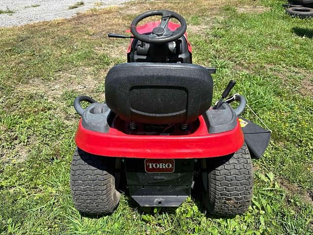 Image of Toro LX425 equipment image 3