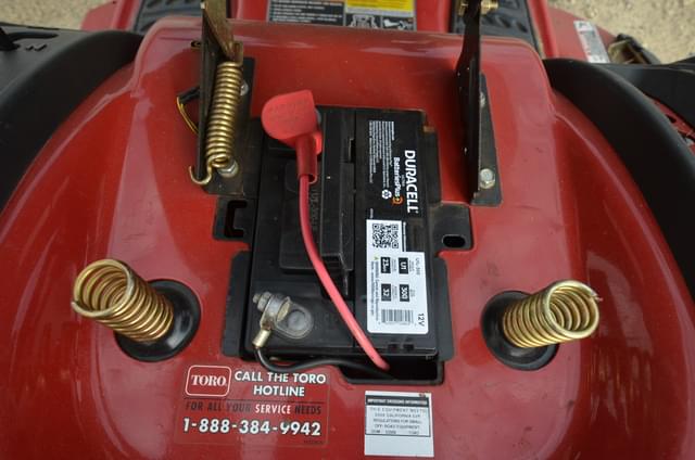 Image of Toro LX460 equipment image 4