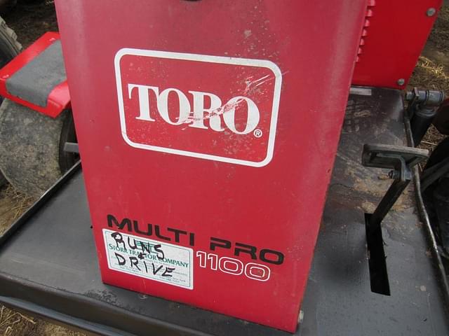 Image of Toro Multi Pro 1100 equipment image 2