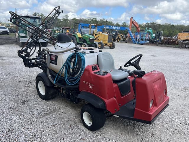 Image of Toro Multi Pro 1200 equipment image 4