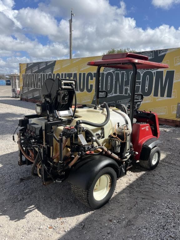 Image of Toro Multi Pro 1250 equipment image 2