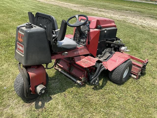 Image of Toro 2300D equipment image 3