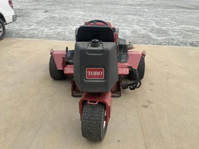 Image of Toro Reelmaster 2300-D equipment image 3