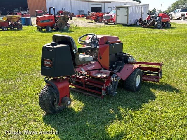 Image of Toro Reelmaster 2600-D equipment image 4