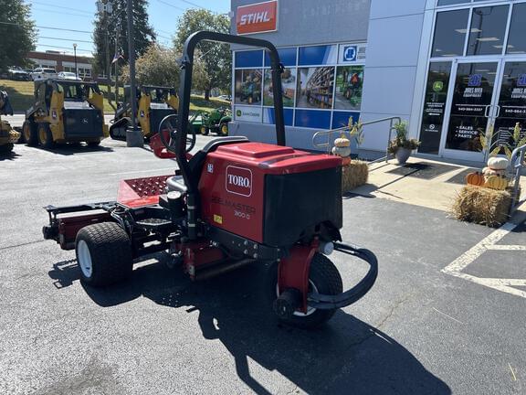 Image of Toro Reelmaster 3100D equipment image 4