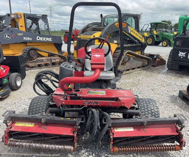 Image of Toro Reelmaster 3100D equipment image 2