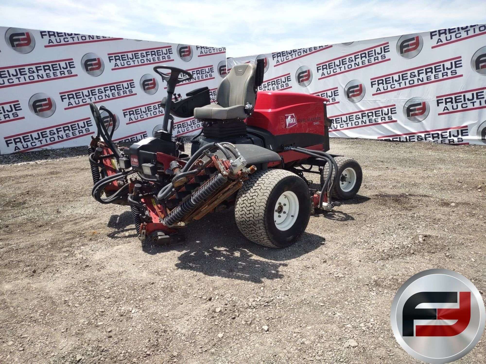 Toro Reelmaster 5410 Equipment Image0