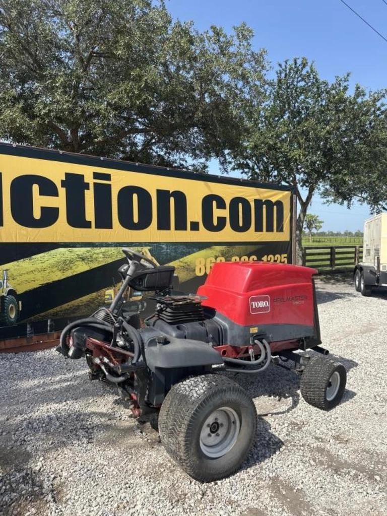 Toro Reelmaster 5510-D Equipment Image0